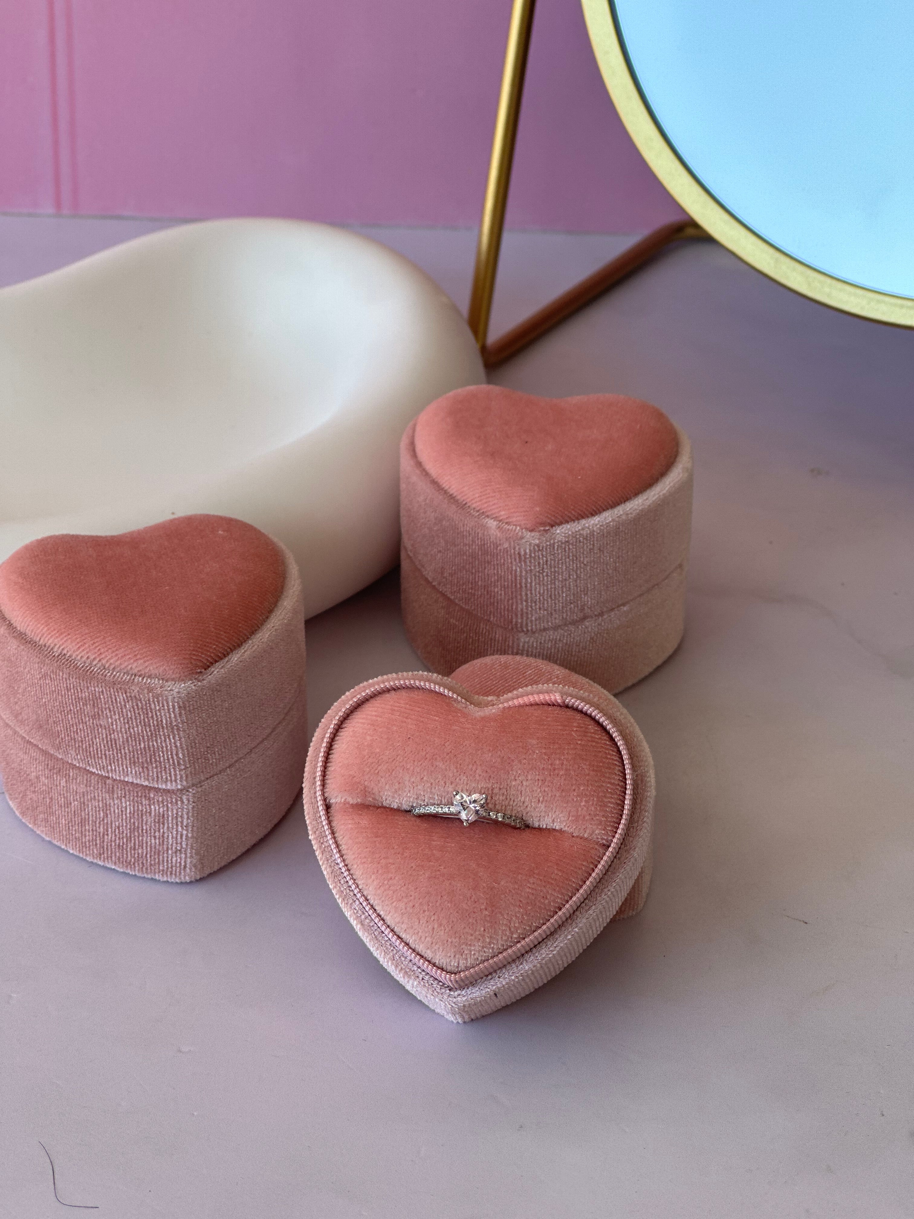 ANILLO DE CORAZÓN