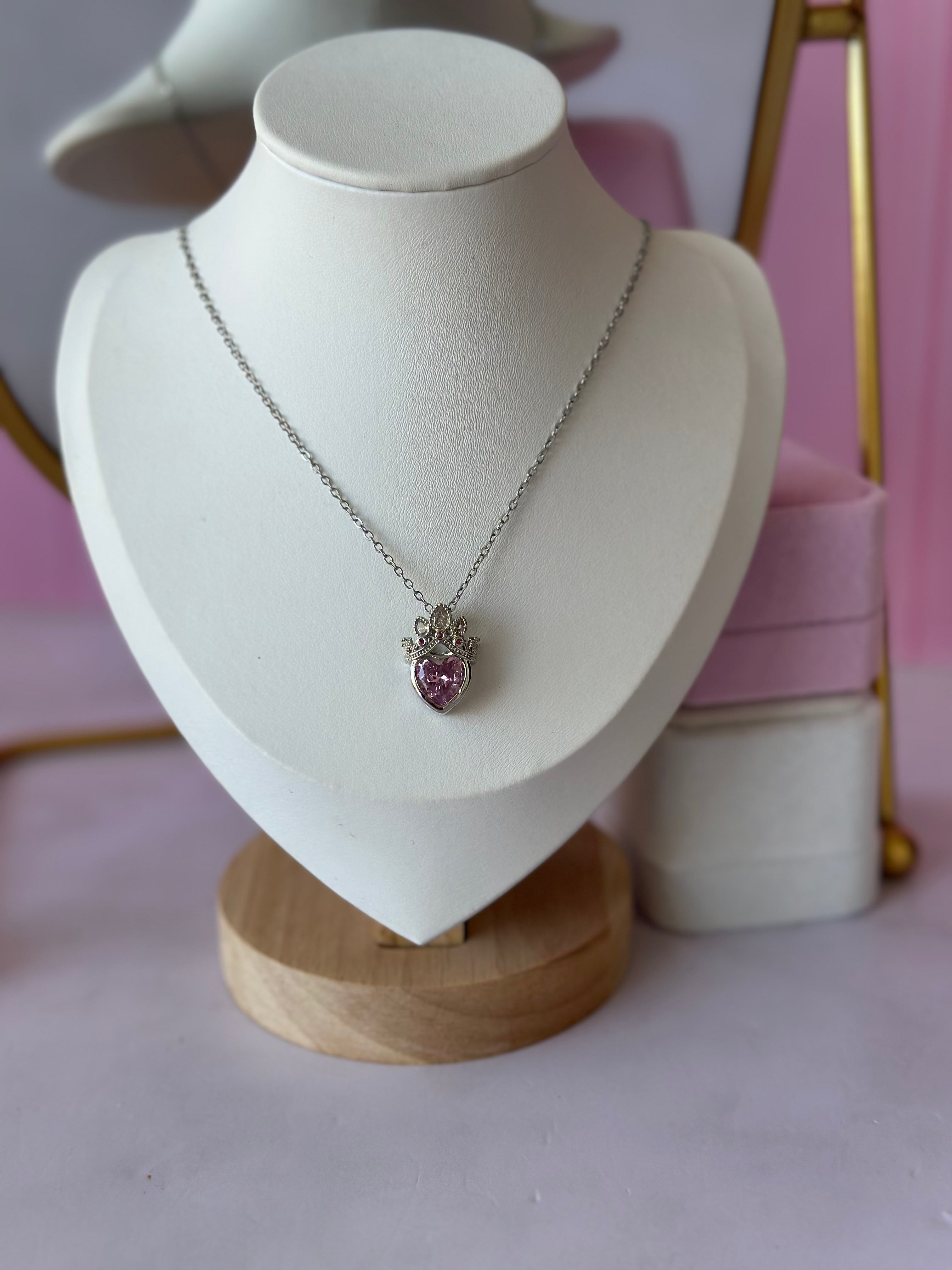 COLLAR CON DIGE DE CORAZÓN MORADO ESTILO RAPUNZEL ACERO 316