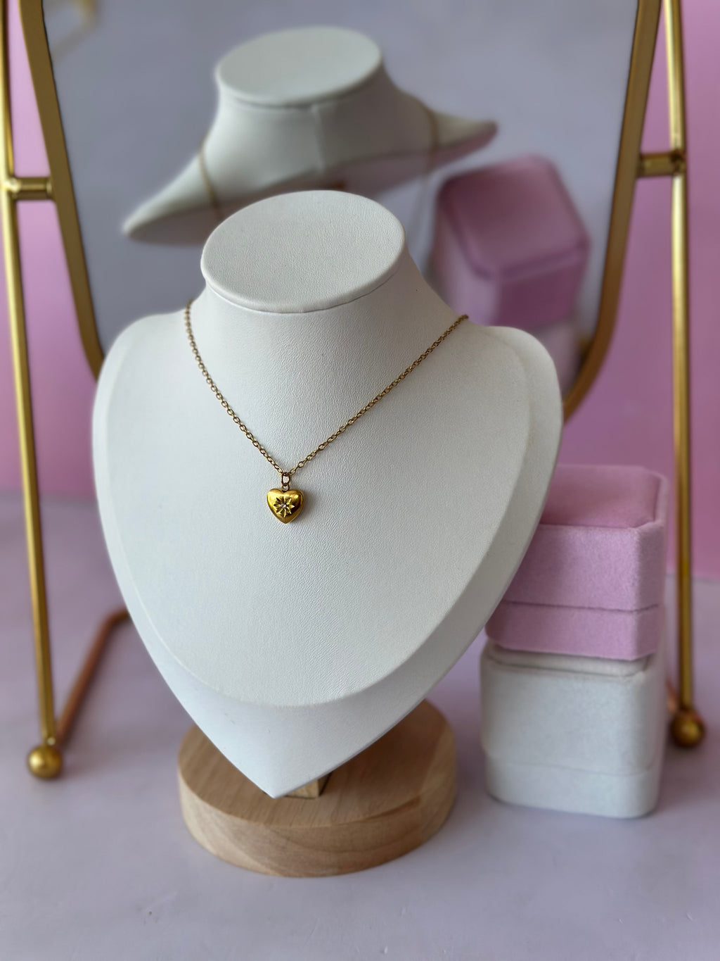 COLLAR CON DIGE DE CORAZÓN CON PIEDRA EN EL CENTRO ACERO 316