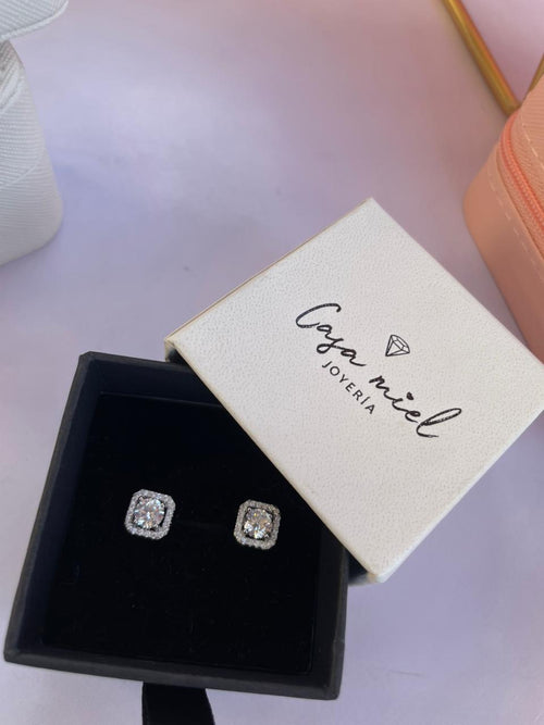 ARETES DE PLATA LEY 925 MOISSANITA CUADRADO