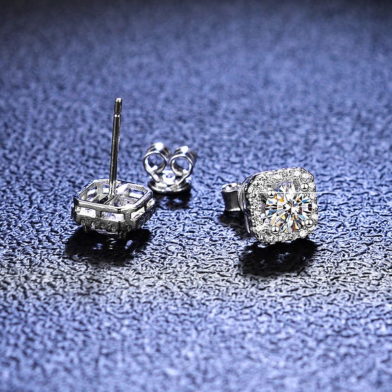 ARETES DE PLATA LEY 925 MOISSANITA CUADRADO